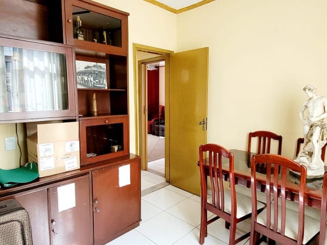 Apartamento com 95m² 3 quartos e 2 banheiros, para alugar, no bairro Vila Valqueire em Rio de Janeiro