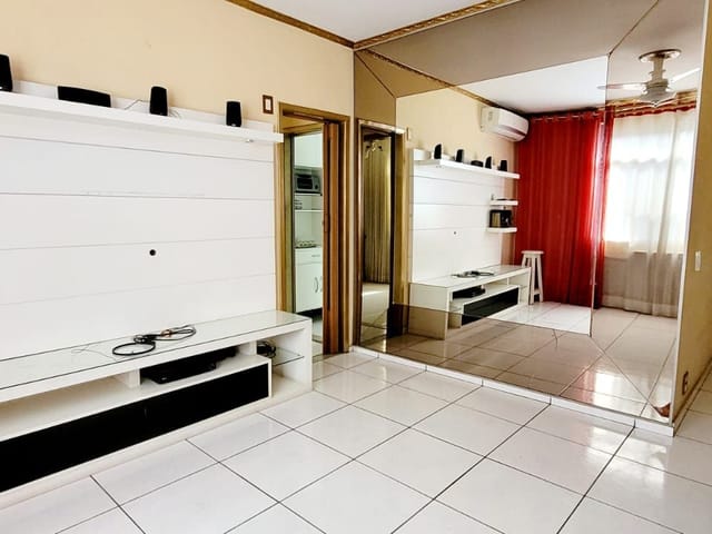 Apartamento com 95m² 3 quartos e 2 banheiros, para alugar, no bairro Vila Valqueire em Rio de Janeiro