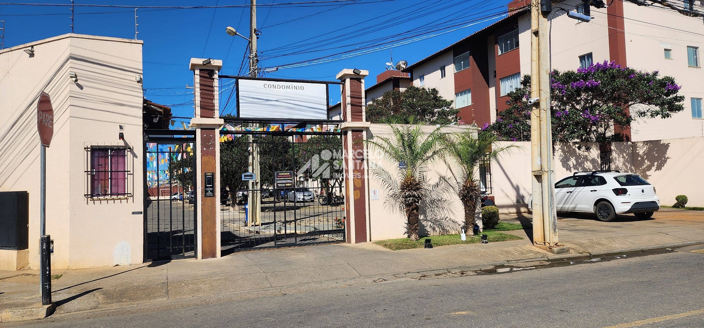 Apartamento à venda com 2 quartos, 56m² - Foto 1