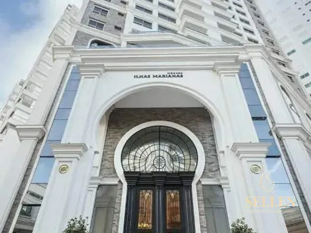 Apartamento com 223m² 4 quartos e 4 banheiros, à venda, no bairro Centro em Balneário Camboriú