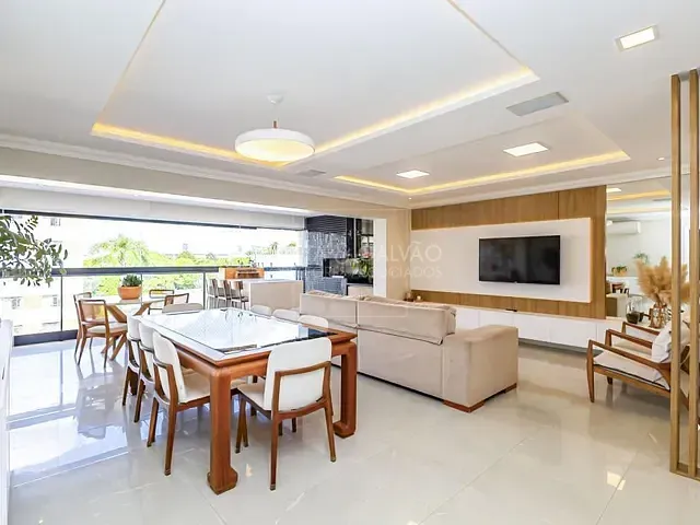 Apartamento com 181m² 4 quartos e 5 banheiros, à venda, no bairro Água Verde em Curitiba