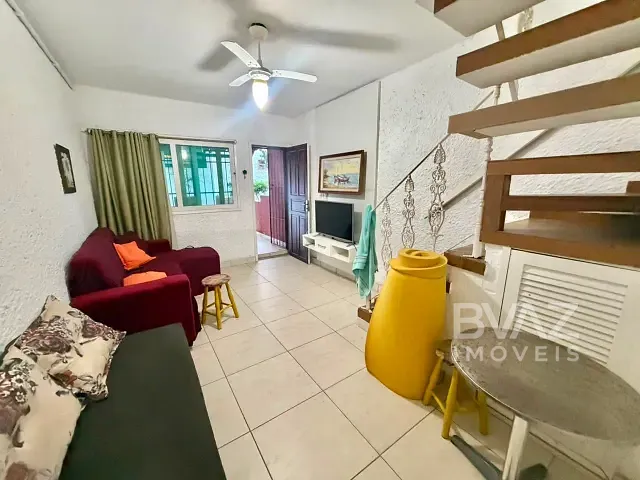 Apartamento 1 quarto e 1 banheiro, à venda, no bairro Ville Blanche em Cabo Frio