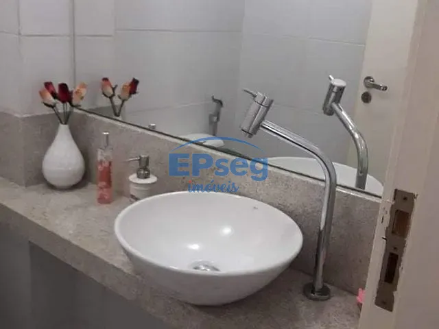 Apartamento com 205m² 3 quartos e 2 banheiros, à venda, no bairro Brasília em Ibiporã