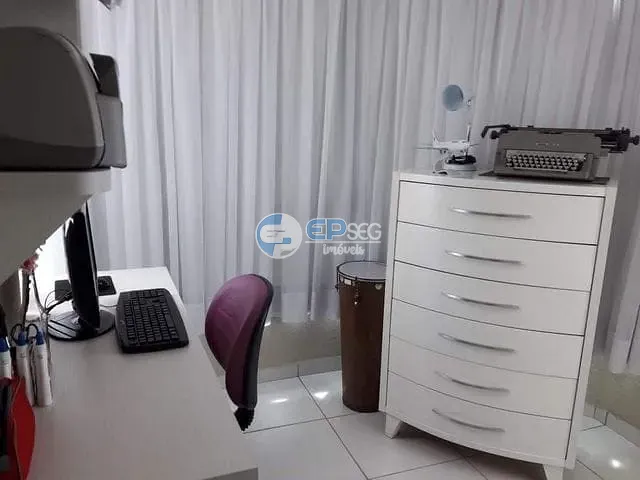 Apartamento com 205m² 3 quartos e 2 banheiros, à venda, no bairro Brasília em Ibiporã
