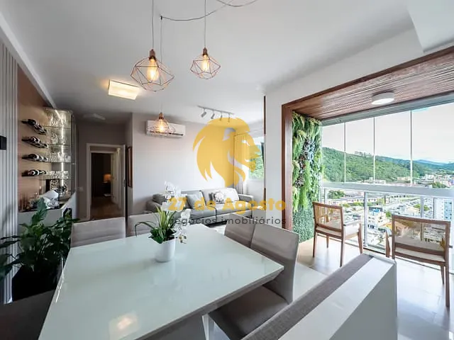 Apartamento 2 quartos e 2 banheiros, à venda, no bairro Fazenda em Itajaí