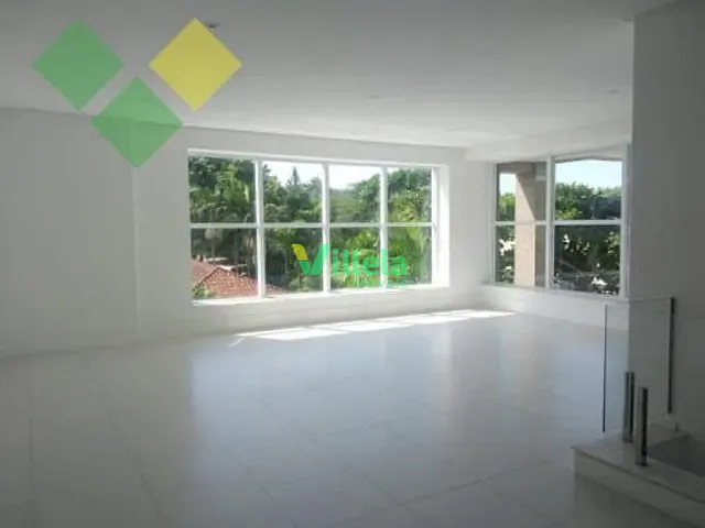 Apartamento à venda, no bairro Jardim Virgínia em Guarujá