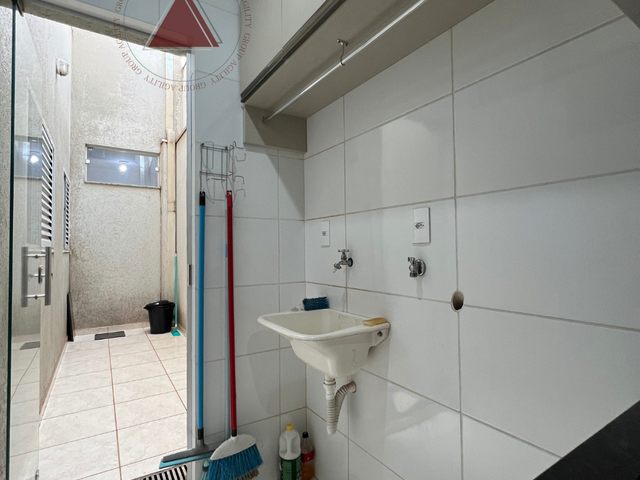 Apartamento com 70m² 2 quartos e 1 banheiro, à venda, no bairro Parque das Esmeraldas em Franca
