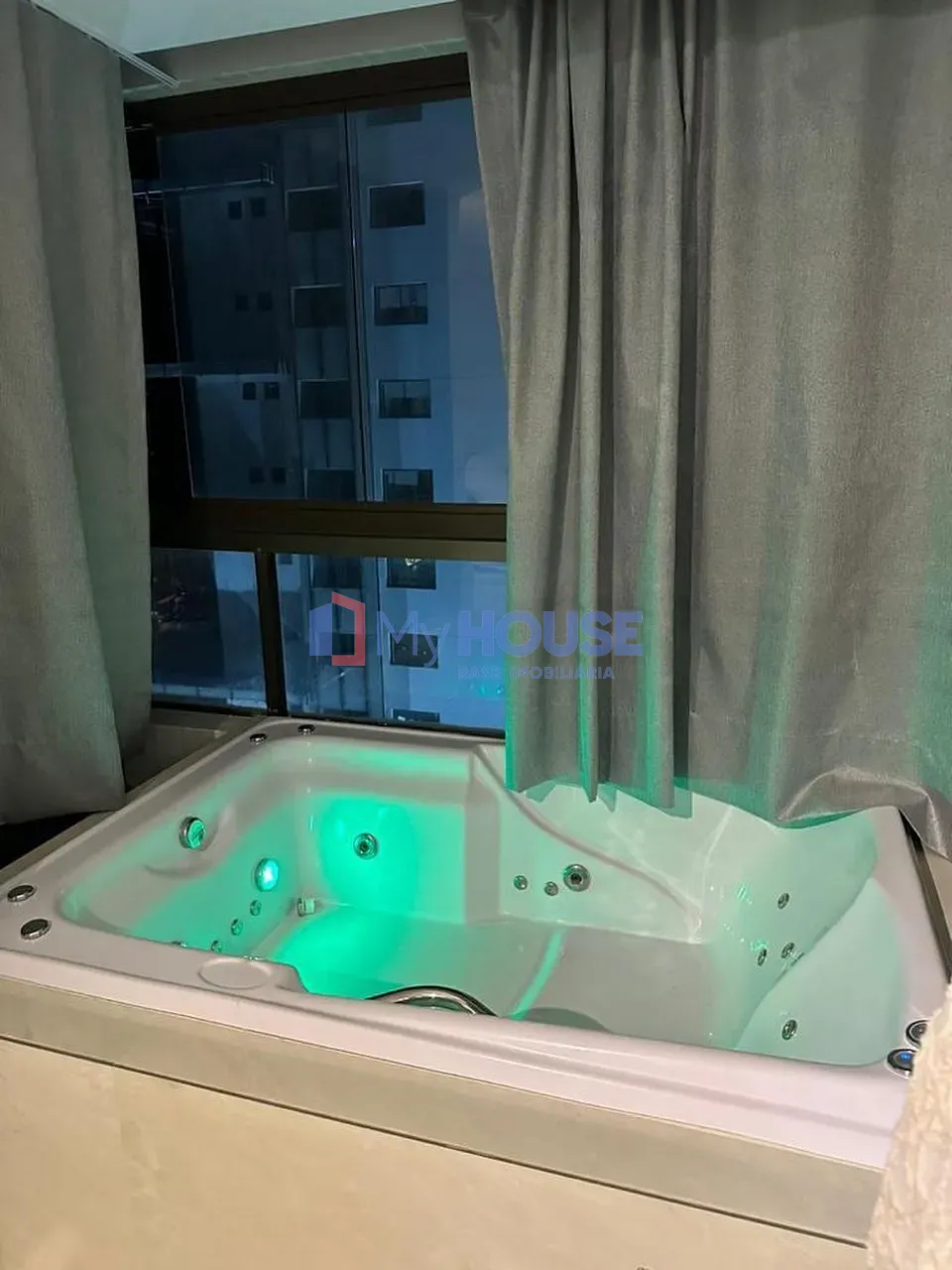 Apartamento, 2 quartos, 70 m² - Foto 2