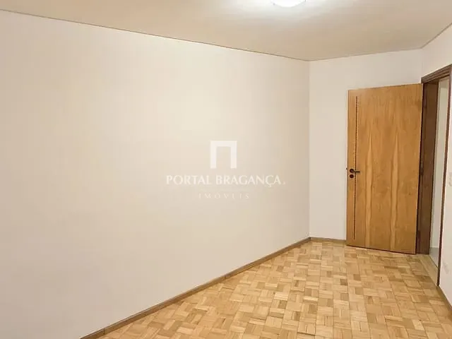 Apartamento com 93m² 3 quartos e 3 banheiros, para alugar, no bairro Taboão em Bragança Paulista