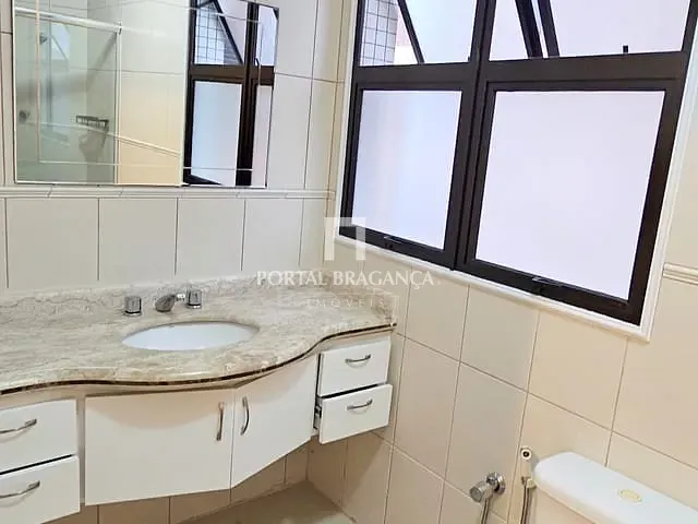 Apartamento com 93m² 3 quartos e 3 banheiros, para alugar, no bairro Taboão em Bragança Paulista