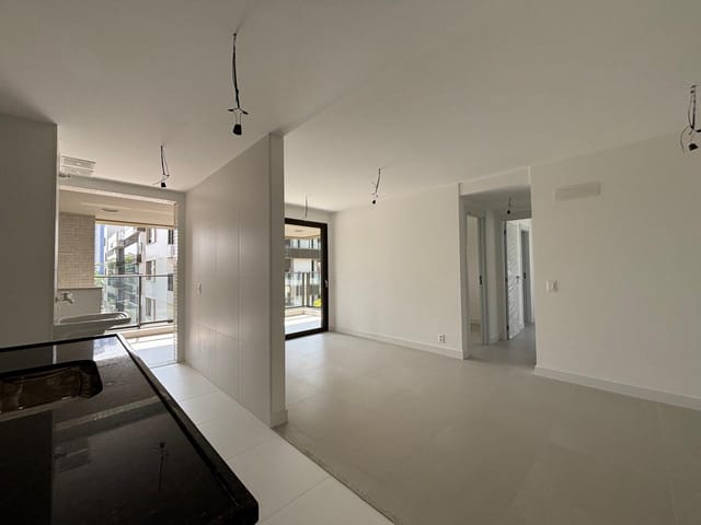 Apartamento com 76m² 2 quartos e 2 banheiros, à venda, no bairro Barra da Tijuca em Rio de Janeiro