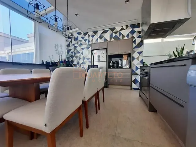 Apartamento 1 quarto e 2 banheiros, à venda, no bairro Vila Pompéia em São Paulo