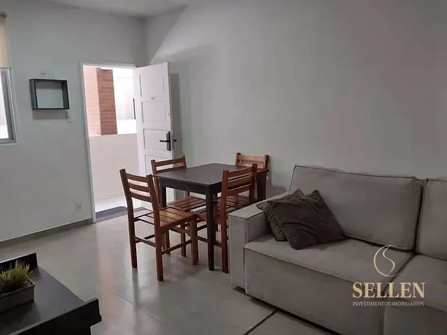 Apartamento 2 quartos e 2 banheiros, à venda, no bairro Centro em Balneário Camboriú