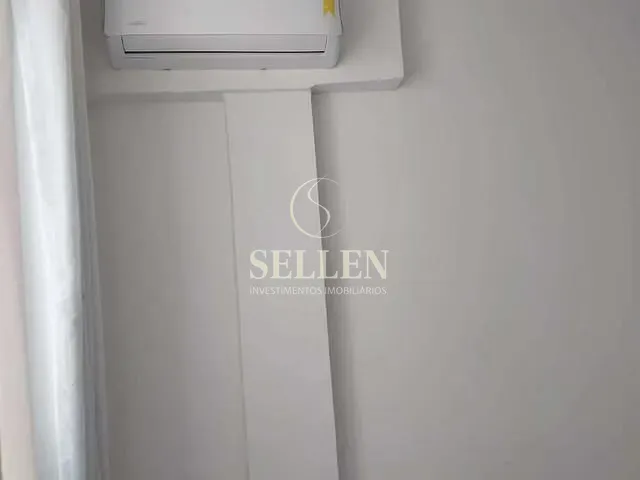 Apartamento 2 quartos e 2 banheiros, à venda, no bairro Centro em Balneário Camboriú