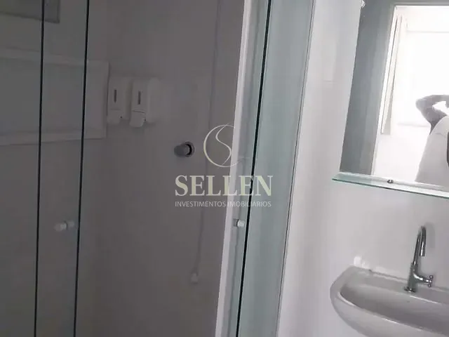 Apartamento 2 quartos e 2 banheiros, à venda, no bairro Centro em Balneário Camboriú