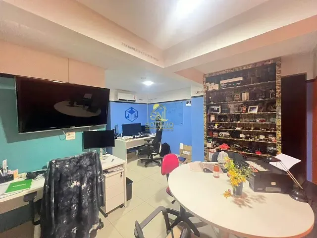 Apartamento com 203m² 6 quartos e 4 banheiros, à venda, no bairro Jardim Goiás em Goiânia