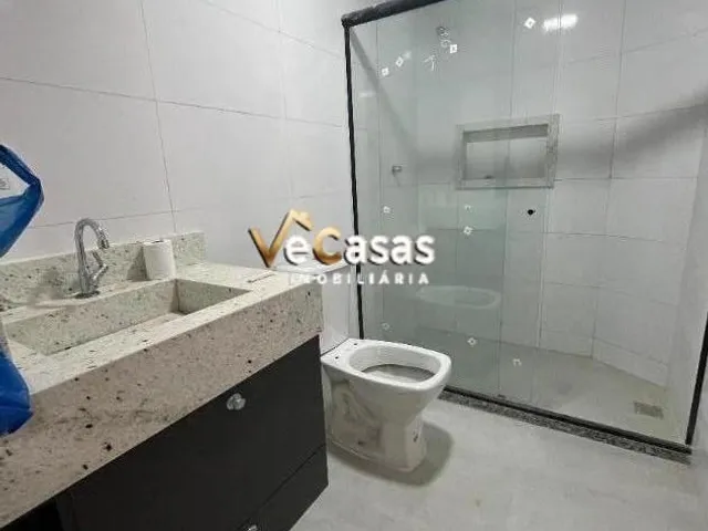 Apartamento com 120m² 3 quartos e 2 banheiros, para alugar, no bairro Village Rio das Ostras em Rio das Ostras