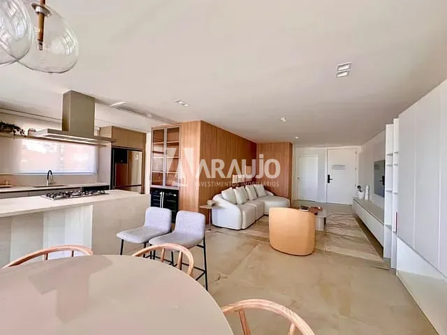 Apartamento 4 quartos e 1 banheiro, à venda, no bairro Praia Brava em Itajaí