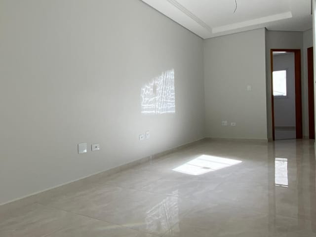Apartamento 2 quartos e 2 banheiros, à venda, no bairro Parque das Nações em Santo André