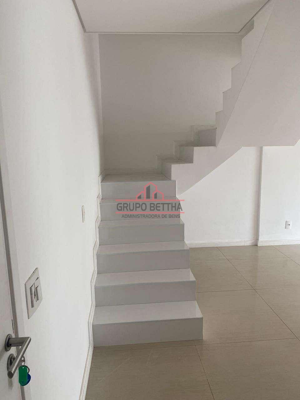 Apartamento para alugar com 2 quartos, 80m² - Foto 16