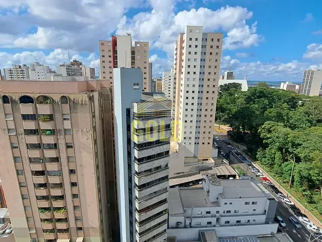 Apartamento 5 quartos e 4 banheiros, à venda, no bairro Centro em Londrina