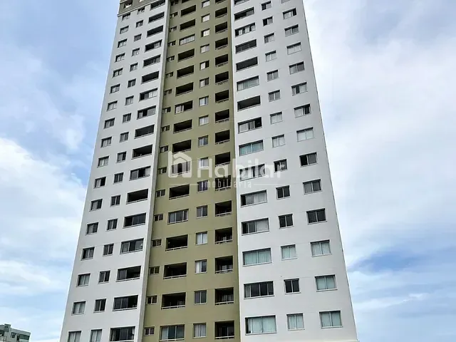 Apartamento 3 quartos e 2 banheiros, para alugar, no bairro Cabula em Salvador