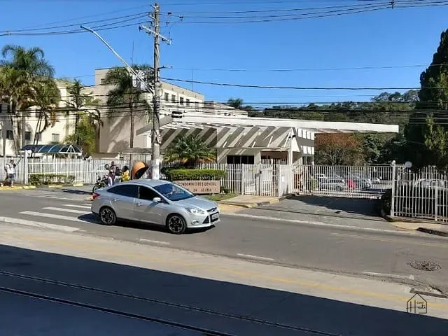Apartamento 2 quartos e 1 banheiro, à venda ou para alugar, no bairro Jardim da Glória em Cotia