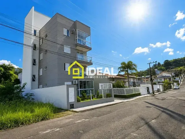 Apartamento com 53m² 2 quartos e 1 banheiro, à venda, no bairro Guilherme Reich em Concórdia