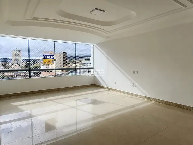 Apartamento 3 quartos e 2 banheiros, à venda, no bairro Candeias em Vitória da Conquista