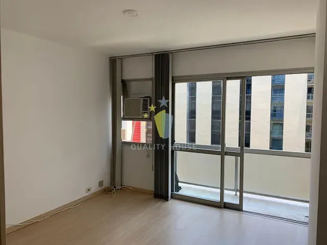 Apartamento com 65m² 2 quartos e 1 banheiro, à venda, no bairro Copacabana em Rio de Janeiro