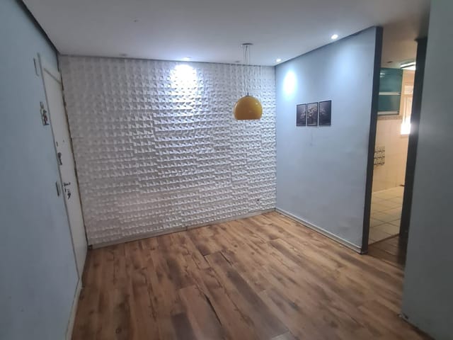 Apartamento 2 quartos e 1 banheiro, para alugar, no bairro Tomás Coelho em Rio de Janeiro