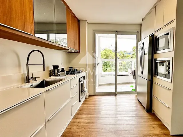 Apartamento com 175m² 3 quartos e 4 banheiros, à venda, no bairro Vila Nova em Blumenau