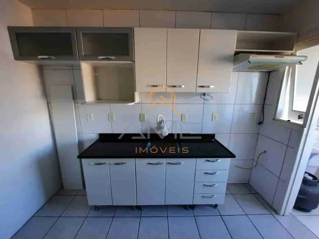 Apartamento 2 quartos e 1 banheiro, à venda, no bairro Três Vendas em Pelotas