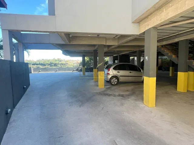Apartamento 2 quartos e 1 banheiro, para alugar, no bairro Centro em Piracaia