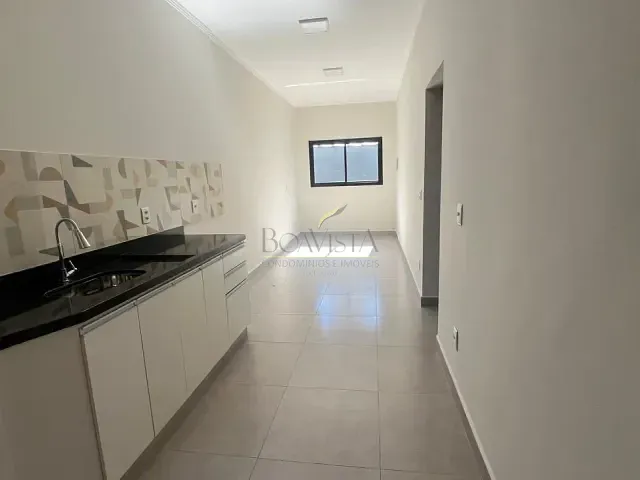 Apartamento 2 quartos e 1 banheiro, para alugar, no bairro Centro em Piracaia