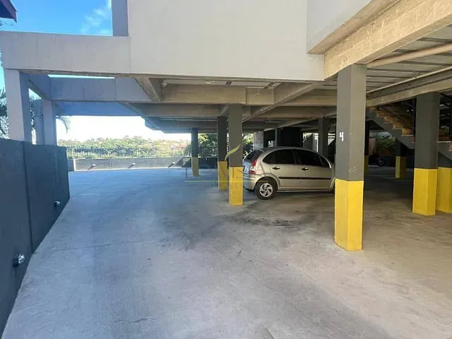 Apartamento 2 quartos e 1 banheiro, para alugar, no bairro Centro em Piracaia