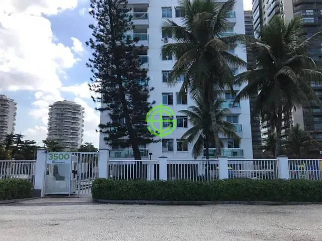 Apartamento com 72m² 2 quartos e 1 banheiro, à venda, no bairro Barra da Tijuca em Rio de Janeiro