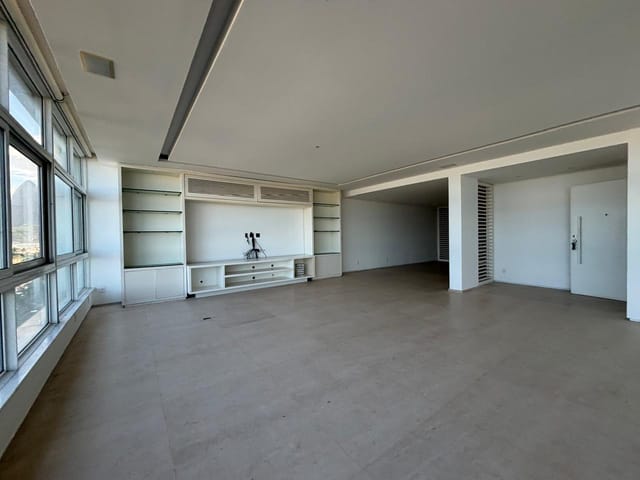 Apartamento com 263m² 4 quartos e 5 banheiros, à venda, no bairro Ipanema em Rio de Janeiro
