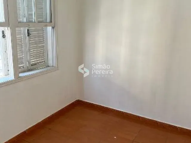 Apartamento 1 quarto e 1 banheiro, à venda, no bairro Centro em Três Rios