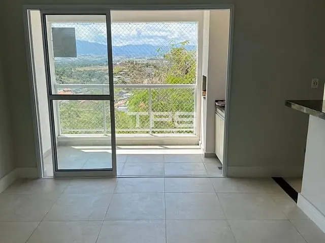 Apartamento com 110m² 3 quartos e 1 banheiro, à venda, no bairro Residencial Village Santana em Guaratinguetá