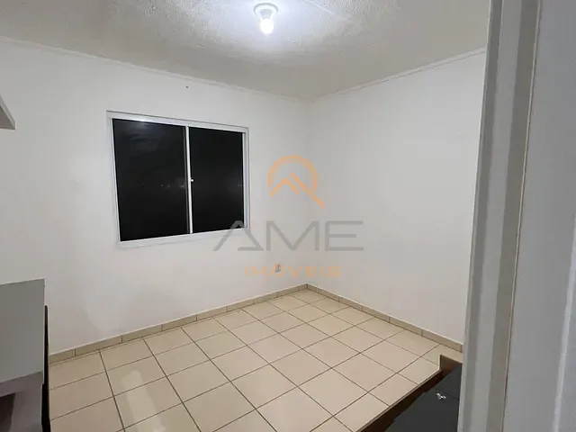 Apartamento 2 quartos e 1 banheiro, à venda, no bairro Areal em Pelotas