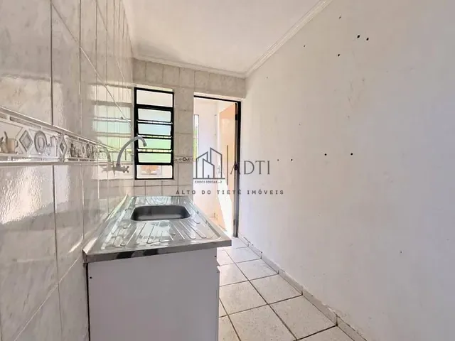 Apartamento 2 quartos e 1 banheiro, à venda, no bairro Jardim Esperança em Mogi das Cruzes