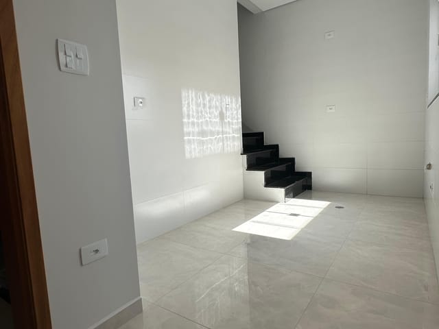 Apartamento 2 quartos e 2 banheiros, à venda, no bairro Parque das Nações em Santo André