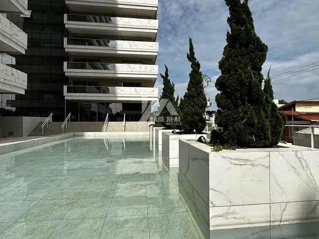 Apartamento com 305m² 3 quartos e 4 banheiros, à venda, no bairro Centro em Ponta Grossa