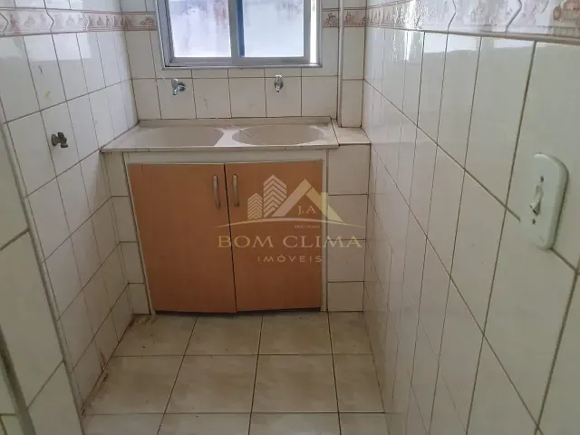 Apartamento 2 quartos e 1 banheiro, à venda, no bairro Nossa Senhora das Graças em Juiz de Fora
