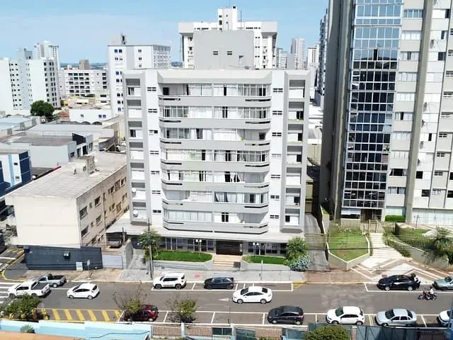Apartamento com 187m² 3 quartos e 4 banheiros, à venda, no bairro Centro em Apucarana