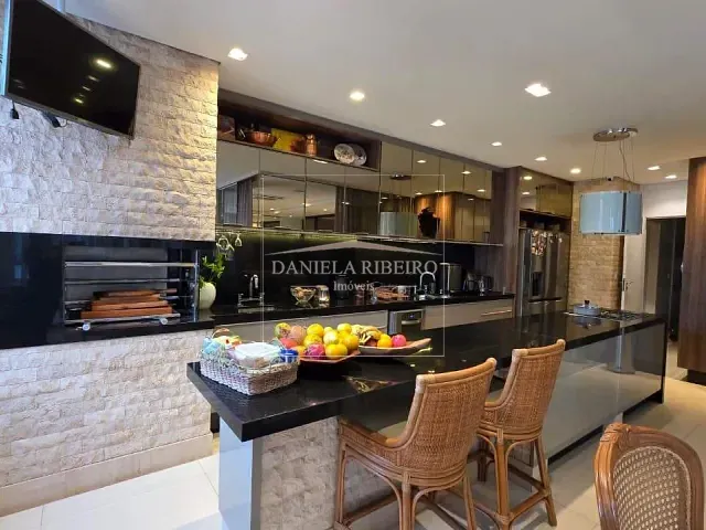 Apartamento 3 quartos e 5 banheiros, à venda, no bairro Santa Rosa em Londrina