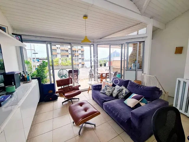 Apartamento com 162m² 3 quartos e 4 banheiros, à venda, no bairro Lagoa em Rio de Janeiro