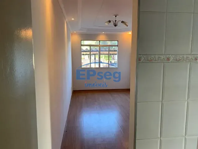Apartamento com 76m² 2 quartos e 1 banheiro, à venda, no bairro Cidade Industrial II em Londrina