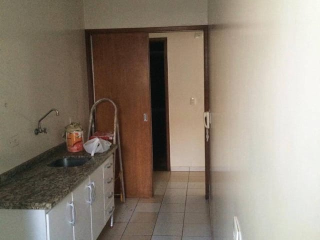 Apartamento 2 quartos e 1 banheiro, à venda, no bairro Alto da Colina em Londrina